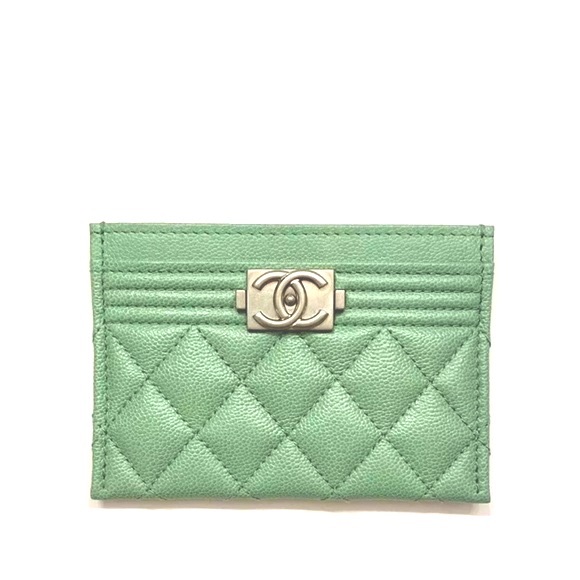 Authentic CHANEL Caviar Quilted Boy Light Baby Pastel Green Card Holder Wallet - Picture 1 of 12